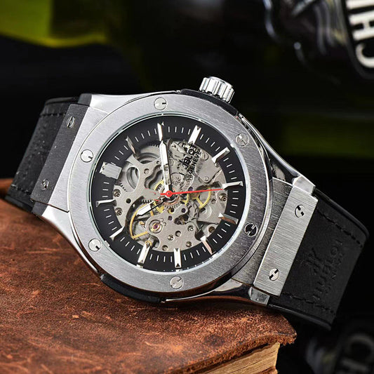 Classic European Atmospheric Round Dial Business Men&amp;amp;#039;s Fully Automatic Hollow Manipulator Watch